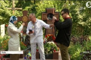 ФОТО: Осмаєву та Окуєвій вручили першу нагороду імені Героя України Марка Паславського