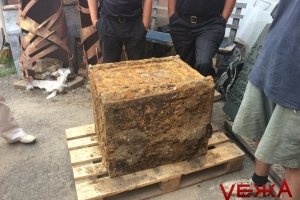 Зашифрована знахідка на трьох замках: У Вінниці виявили німецький сейф часів Другої світової – фото