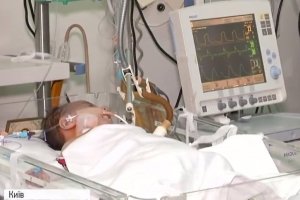 Недитяча лірика: як журналісти віршами збирають кошти на порятунок дитячих сердець