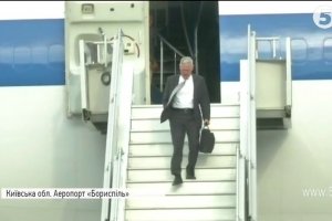 В Україну прибув глава Пентагону