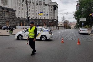 Зухвалий напад у центрі Києва: фоторепортаж з місця вибуху