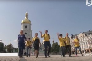Україна крок за кроком: громадські активісти руху "Простір Свободи" вирушили з Києва до Чернігова