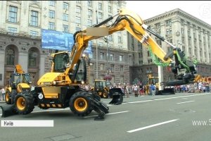 На Хрещатику відбулося шоу екскаваторів