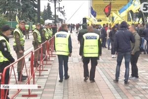 Вимоги мітингарів та реакція інших водіїв: як власники євроавтівок влаштували 