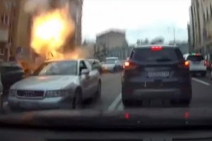 Підрив авто у центрі Києва: у мережі з'явилося відео моменту вубуху, зняте на реєстратор