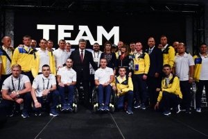 "Капітани своєї долі": як Порошенко зустрічався з українською збірною "Ігор нескорених"