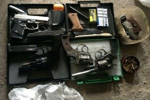 "Чорний ринок зброї": СБУ викрила угрупування торговців вогнепалом