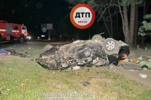 Моторошна ДТП у столиці: легковики відкинуло у кювет і зім'яло до задніх дверей – 2 загиблих