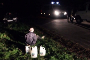 Під час нічної спецоперації на Чернігівщині затримана банда викрадачів гербіцидів – відео