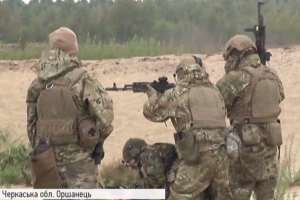 Спорядження та спецкурс користування: ДПСУ отримала від США найсучасніші монокуляри