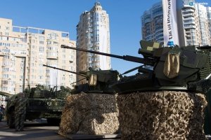 У столиці відкрилась масштабна виставка "Зброя і безпека" – перші фото