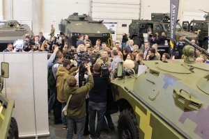 Україна планує закуповувати БТР-4Е останньої модернізації – Полторак