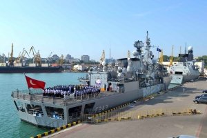 "Жорстка система контролю": Туреччина заборонила захід у порти суднам з окупованого Криму