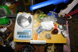 "Breaking Bad по-українськи": У Києві поліція викрила нарколабораторію у квартирі – фото