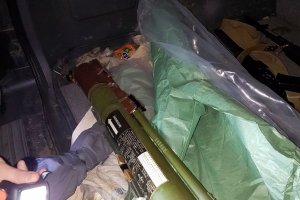 2 автомати Калашникова та 3 гранатомети СБУ вилучила перед акцією Саакашвілі у її учасників - фото, відео