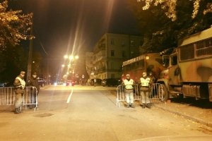 "Не кіпішуйте": в АП пояснили перекриття урядового кварталу в столиці