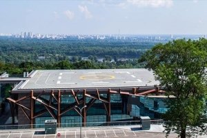 АМКУ оштрафував матір нардепа за купівлю вертолітного майданчика Януковича – ЗМІ