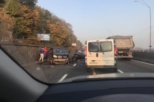 Ремонт і ДТП: Чому стався транспортний колапс у Києві