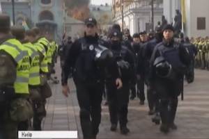 Третій день мітингу під Радою: протестувальники чекають голосування