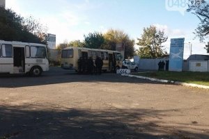 Матіос про інцидент на території частини в Одесі: "Військові мали стріляти на ураження"