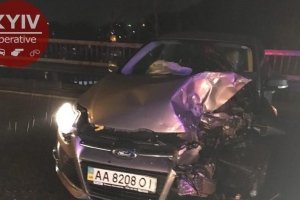 ДТП у Києві: Водій напідпитку в'їхав у три авто так, що пасажир вилетів через вікно