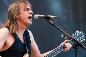"Перфекціоність й унікальна людина": Помер один із засновників легендарного AC/DC