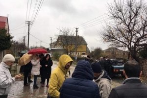Обшуки у Сімферополі: у кримських татар вилучили техніку та літературу