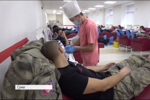 У Сумах бійці спецпідрозділу КОРД здали кров для онкохворих дітей