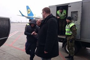 Надурив 50 юристів: українські копи передали французькому Інтерполу "короля шахраїв"
