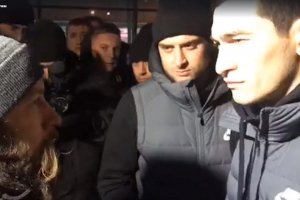 Ультрас зупинили автобус 