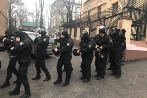 ГПУ та СБУ в рамках кримінальної справи прийшли з обшуком до Саакашвілі 