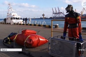 США передали Україні новітні комплекти для підводного плавання &ndash; ФОТО