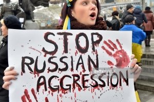 Порошенко: Все зло Росії в Україні методично фіксується в Гаазі