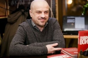 "ЗА ЧАЙ.COM": письменник Бутченко про "ЛНР" у головах та "ахметових кріпаків" в ефірі "5 каналу"