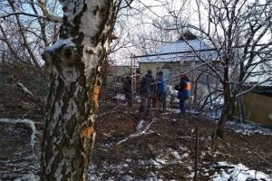 Військові показали, як виглядає Новолуганське через два дні після атаки бойовиків