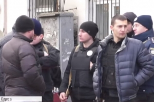 Перші подробиці стрілянини в Одесі: є поранений
