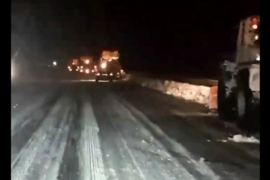 Задіяли понад 200 одиниць спецтехніки: рух трасою 