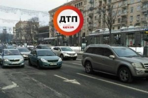 На Хрещатику сталася ДТП – у центрі утворився затор (оновлено)