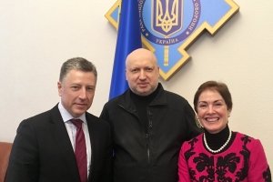 Волкер і Турчинов обговорили закон про реінтеграцію Донбасу – подробиці