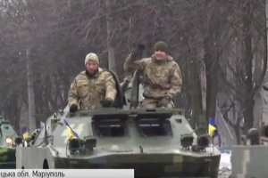 ФОТО: Із Маріуполя на передову проводжали бійців 56-ї бригади