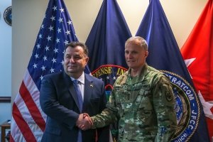 Полторак обговорим співпрацю з розвідувальними підрозділами США
