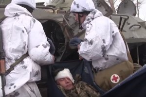 Коли рахунок іде на хвилини: У зоні АТО тренувалися військові медики – ФОТО