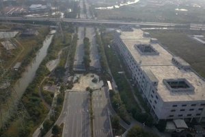 У Китаї обвалилася частина траси над недобудованим метрополітеном – подробиці