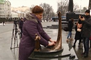 У Львові відкрили вже третій міні-макет пам'ятника для незрячих