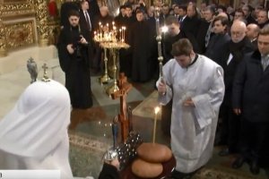 Панахида за загиблими: у Михайлівському Соборі пригадали полеглих героїв Майдану