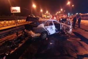 У Києві невідомий біля метро "Лісова" підірвав гранатою автомобіль: що з'ясувала поліція