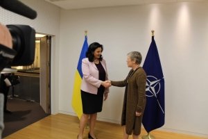У Брюсселі українські дипломати зустрілися із представниками НАТО: про що говорили