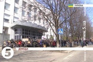 "Інформаційний опір": Кремль наказав сепаратистам оголосити "Донецьку республіку"