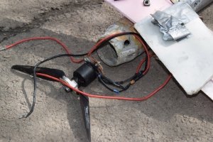 У зона АТО біля позицій ЗСУ виявили залишки розбитого безпілотника, начиненого вибухівкою – штаб