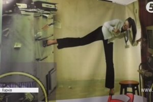 Crash room: як у Харкові "випускають пар" із користю для здоров'я